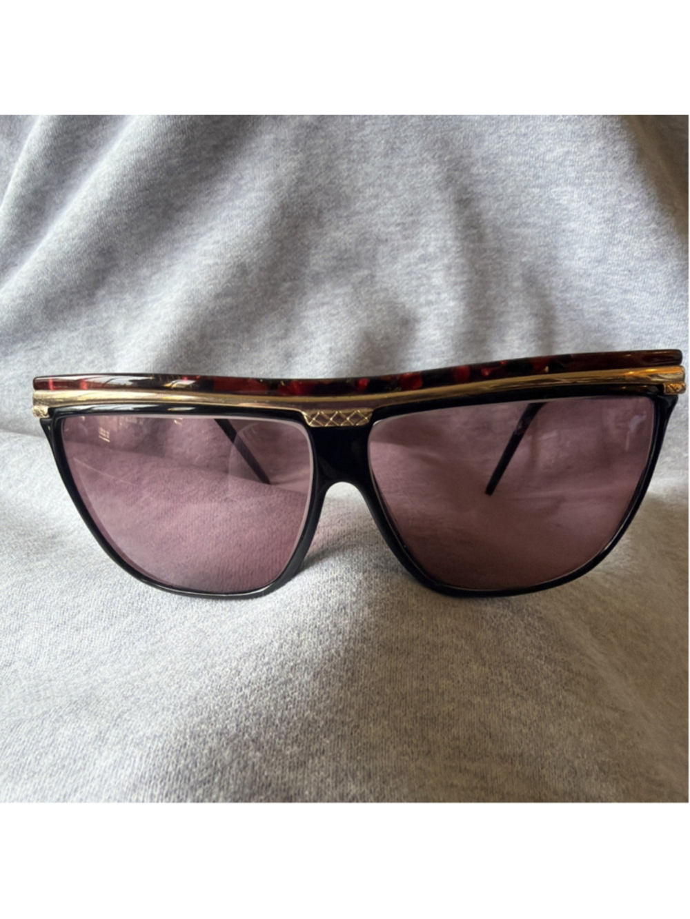Vintage1980s Laura Biagiotti Ovrsized Flat Top Sunglasses | BlackGold & Tortoise